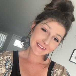 Meet your Posher, Kierston